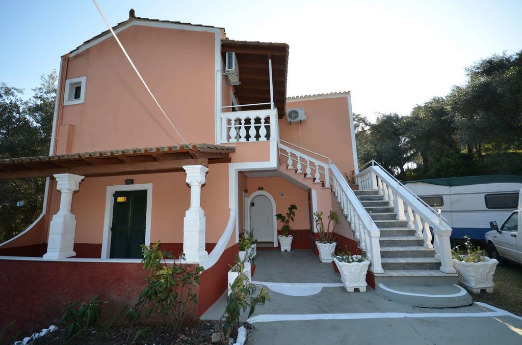 Lisipio Studios By Eleni Paleokastritsa Exterior photo